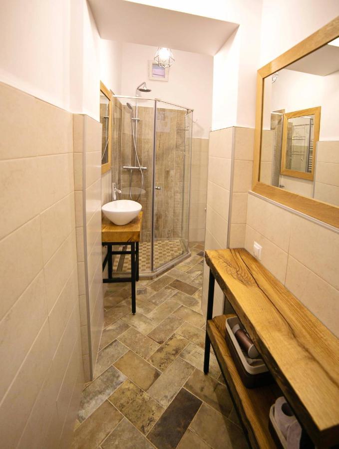 Jasmine Serenity Apartment - Central, Behind Black Church Braşov Dış mekan fotoğraf